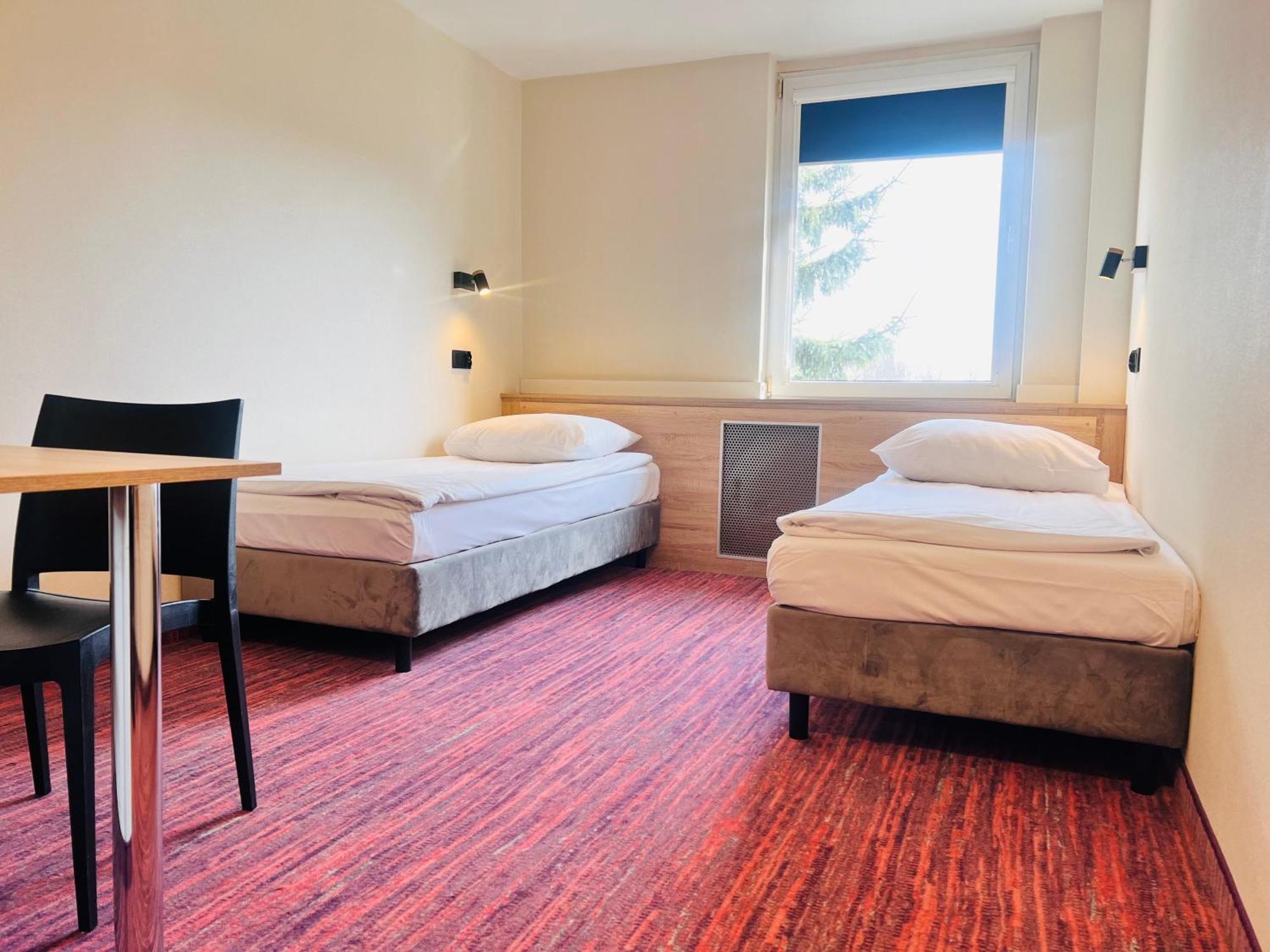 קרקוב Hotel Rok מראה חיצוני תמונה